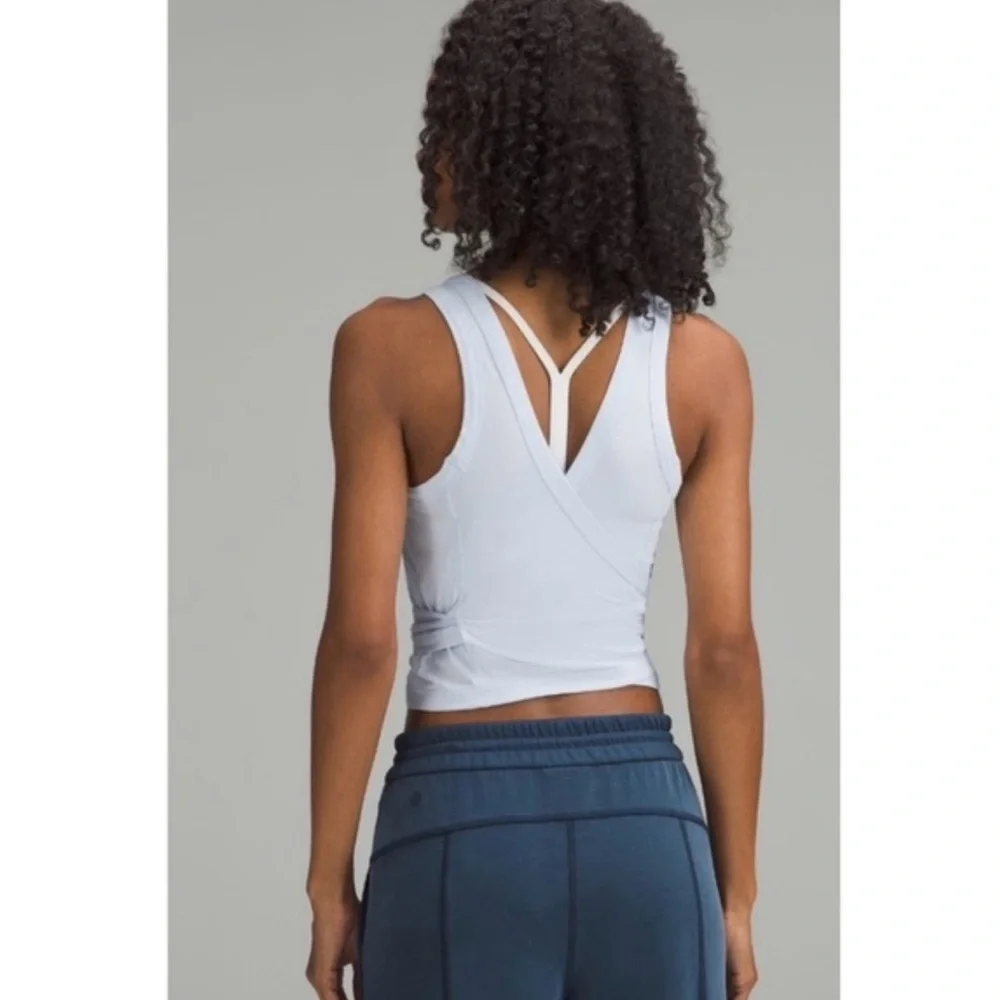 Lululemon Light Blue It’s a Tie Tank Top Size 6 - Picture 2 of 5